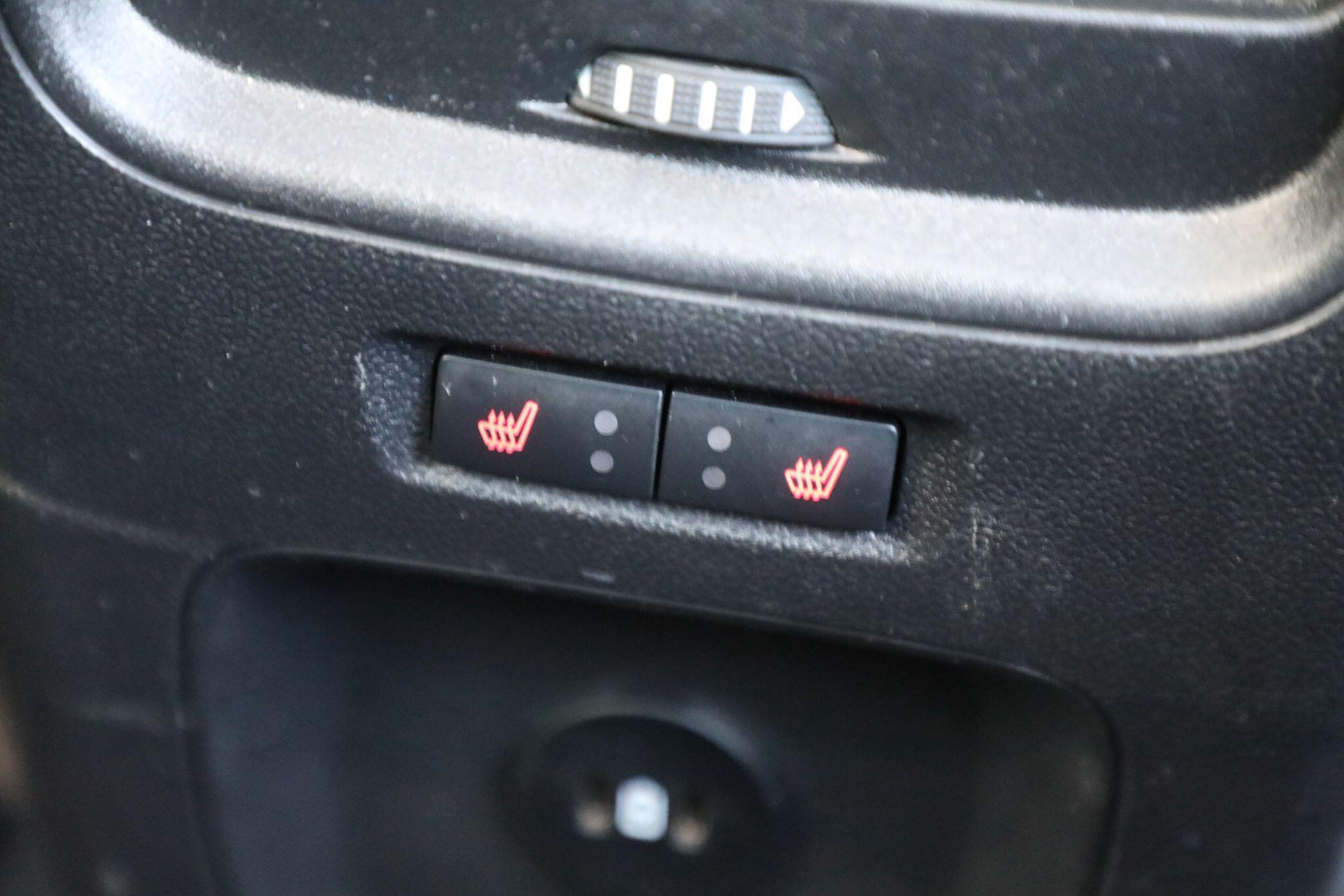 Large vehicle image